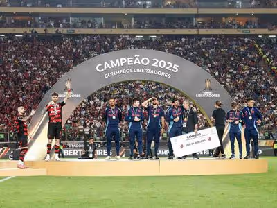 Flamengo sobra, e faturamento do futebol brasileiro bate recordes em 2025