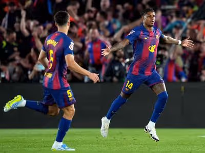 Barcelona vence Real Madrid e conquista sua 29a La Liga da história