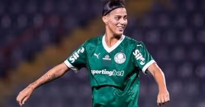 Amanda Gutierres, do Palmeiras, celebra 21o lugar na Bola de Ouro: