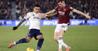 De virada, Nottingham vence o West Ham fora de casa