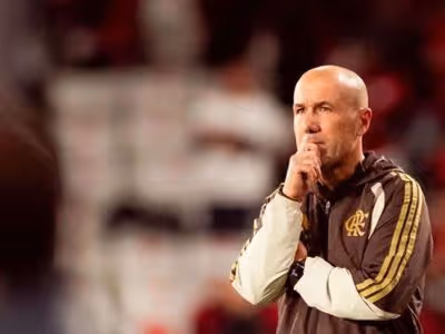 A declaração de Leonardo Jardim sobre a busca do Flamengo por reforços