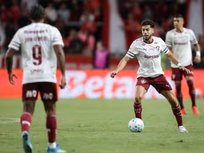 Nonato volta a jogar pelo Fluminense após mais de dois meses