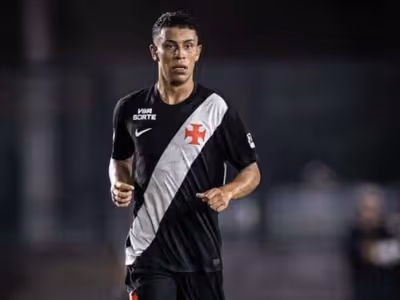 Pressionado, Rojas responde em jogo decisivo e ganha confiança no Vasco