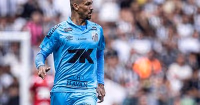 Expulsão de Zé Ivaldo reabre disputa por vaga na defesa do Santos