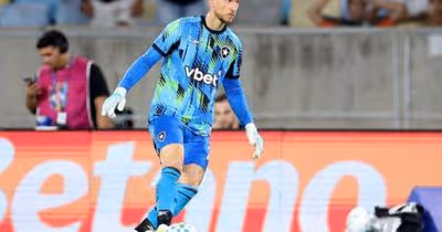 Corinthians tem interesse em Neto, goleiro do Botafogo
