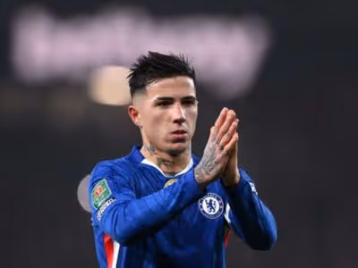 Enzo Fernández pede desculpas ao Chelsea e encerra polêmica