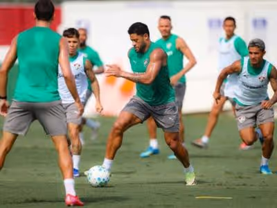 Hulk deixa boa impressão em primeiro treino no Fluminense