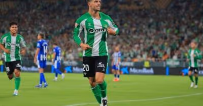 Betis vence o Alavés e assume ponta do Espanhol
