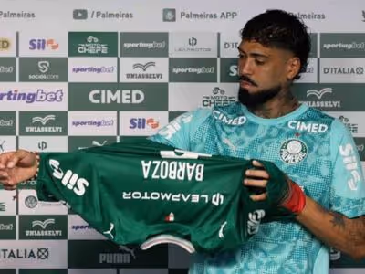 Barboza escolhe o Uruguai e mira convocações após chegada ao Palmeiras