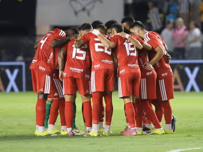 Inter avalia situação e meia pode deixar o clube na próxima janela