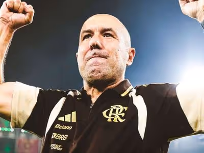 Leonardo Jardim alcança marca histórica entre técnicos do Flamengo