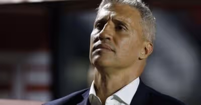 Crespo celebra união do elenco e classificação do São Paulo