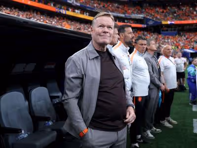 Koeman admite pressão após empate na estreia e valoriza goleada da Holanda: 'grande vitória'