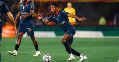 Lens vence o Nice, ultrapassa PSG e reassume a liderança do Campeonato Francês