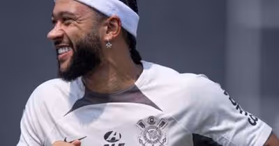 Corinthians toma decisão definitiva sobre a saída de Memphis Depay