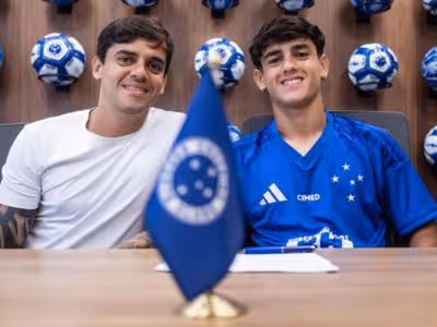 Filho de Fagner, Henrique Lemos assina primeiro contrato com o Cruzeiro