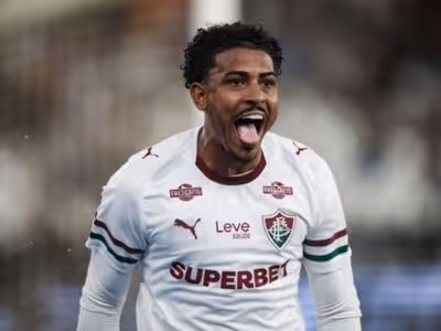 John Kennedy enaltece gol e vitória do Fluminense contra a Chape