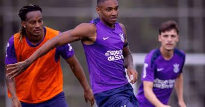 Corinthians encerra preparação e deve ter time misto contra o Fortaleza