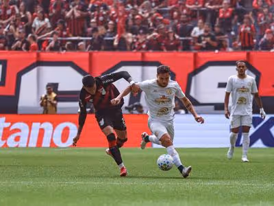 Chapecoense amplia jejum de vitórias no Brasileirão