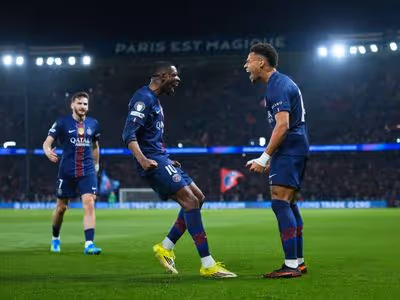 PSG vence o Liverpool e abre vantagem nas quartas da Champions