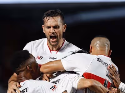 Roger elogia desempenho do time: 'Uma vitória dos atletas'