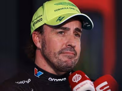 F1: Alonso vê evolução da Aston Martin e acredita em