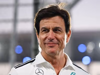 F1: Mercedes domina, mas Wolff alerta: “vantagem não garante nada”