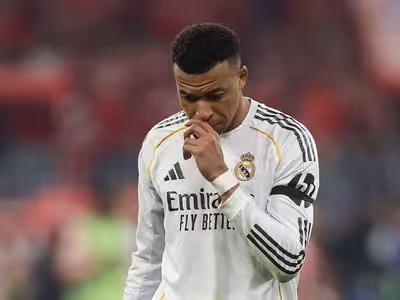 Mbappé discute em treino e aumenta tensão no Real Madrid; petição por saída tem milhões de assinaturas