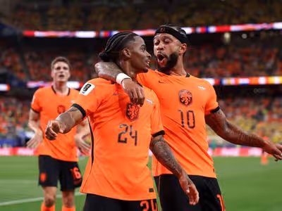 Memphis Depay: como foi a partida do camisa 10 do Corinthians na goleada da Holanda na Copa do Mundo?