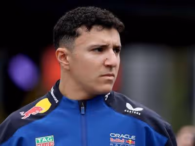 F1: Isack Hadjar e Carlos Sainz largam sob investigação no Azerbaijão