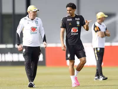 Ancelotti saca Paquetá e faz dois testes na seleção brasileira em treino sem Neymar em campo