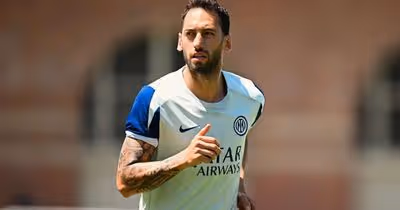 "Um líder não procura um culpado quando é o mais fácil", diz Çalhanoğlu em resposta a Lautaro