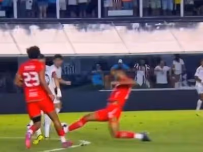 Zagueiro que deu entrada dura em Neymar faz coro para Ancelotti levar camisa 10 para a Copa do Mundo