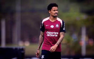 Volante é desfalque do Corinthians contra o Flamengo por cláusula contratual