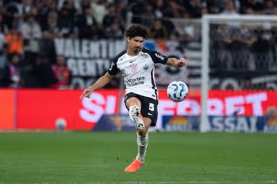 André Ramalho volta a ser titular no Corinthians depois de oito partidas