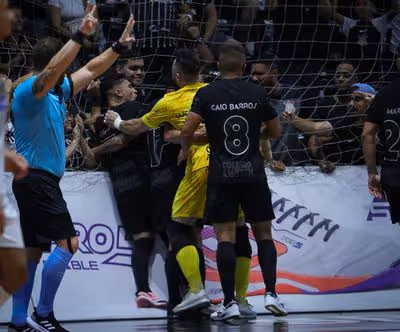 Corinthians quebra tabu na LNF após vitória sobre o Carlos Barbosa