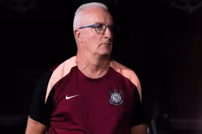 Dorival registra pior aproveitamento entre técnicos mais longevos do Corinthians nesta década