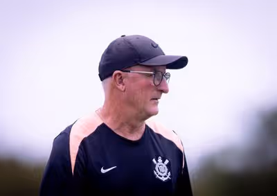 Dorival aprova estreia de Allan e analisa situação de Angileri e Labyad no Corinthians