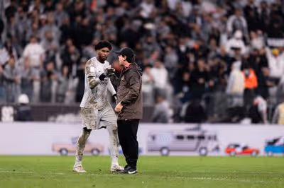 Diniz defende convocação de Hugo Souza para disputar a Copa do Mundo pela Seleção Brasileira