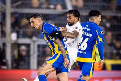 Corinthians busca feito inédito em sua história diante do Estudiantes; saiba qual
