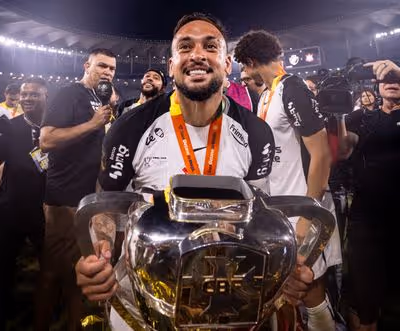 Maycon se despede oficialmente do Corinthians e deixa mensagem à Fiel