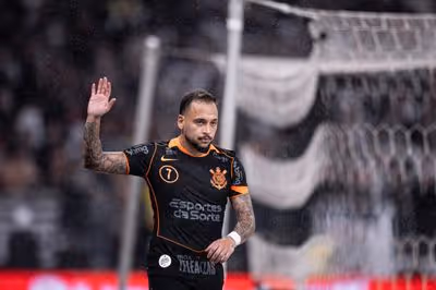 Maycon explica por que escolheu o Atlético-MG mesmo com proposta do Corinthians