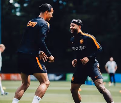 Memphis entra em campo nesta quarta em amistoso da Holanda contra a Argélia; saiba onde assistir
