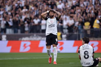 Yuri Alberto busca encerrar sequência sem gols pelo Corinthians em jogo contra o Mirassol