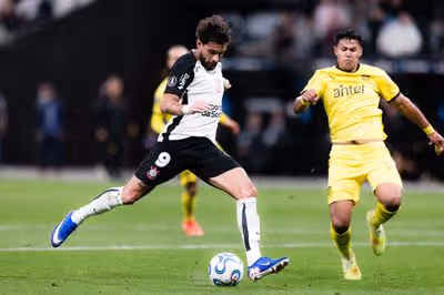 Corinthians busca desempatar retrospecto contra o Peñarol e confirmar liderança na Libertadores