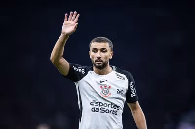 Elenco do Corinthians recebe avaliações bem abaixo da média após derrota para o Internacional