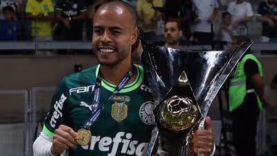 Mayke vai trocar Palmeiras pelo Santos, e clubes só discutem quando