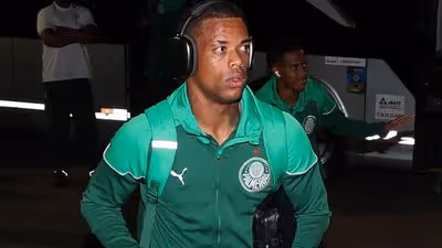 Grêmio negocia a contratação do lateral Caio Paulista, do Palmeiras, por empréstimo