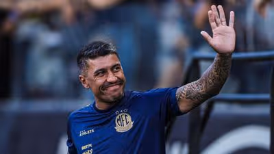 Paulinho na vaga de Fabinho Soldado? Presidente do Corinthians responde e define perfil de novo diretor de futebol