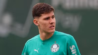 Benedetti na mira do Barcelona? Como Palmeiras se planeja em meio a interesse europeu em nova joia da base